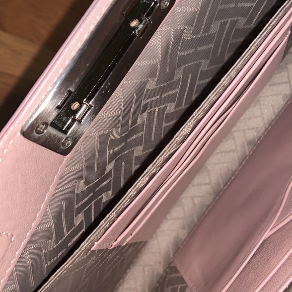 NWT Cole Haan Leather Wristlet Clutch
